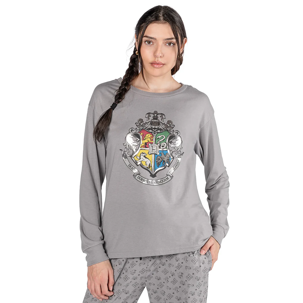 Harry Potter™ Women's Long Sleeve T-Shirt Featuring Hogwarts™ Crest 2 Harry Potter™ Women's Long Sleeve T-Shirt Featuring Hogwarts™ Crest