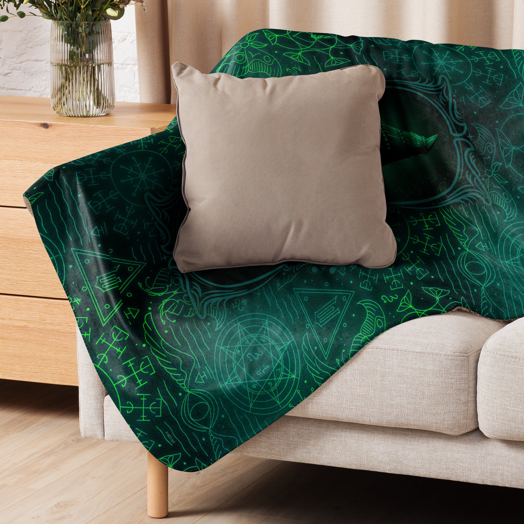 Wicked Elphaba Grimmerie Sherpa Blanket 4 Wicked Elphaba Grimmerie Sherpa Blanket