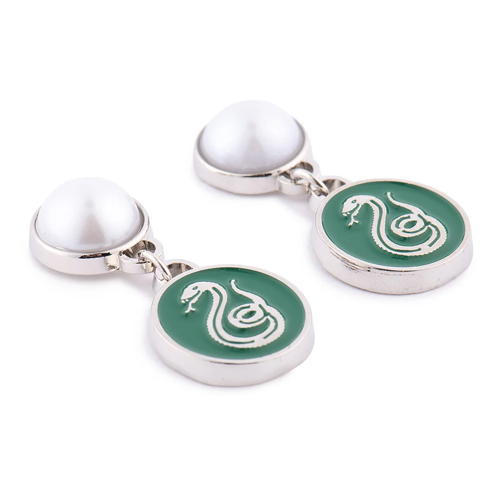 Harry Potter™ Earrings of Slytherin™ Crest with Pearl 4 Harry Potter™ Earrings of Slytherin™ Crest with Pearl