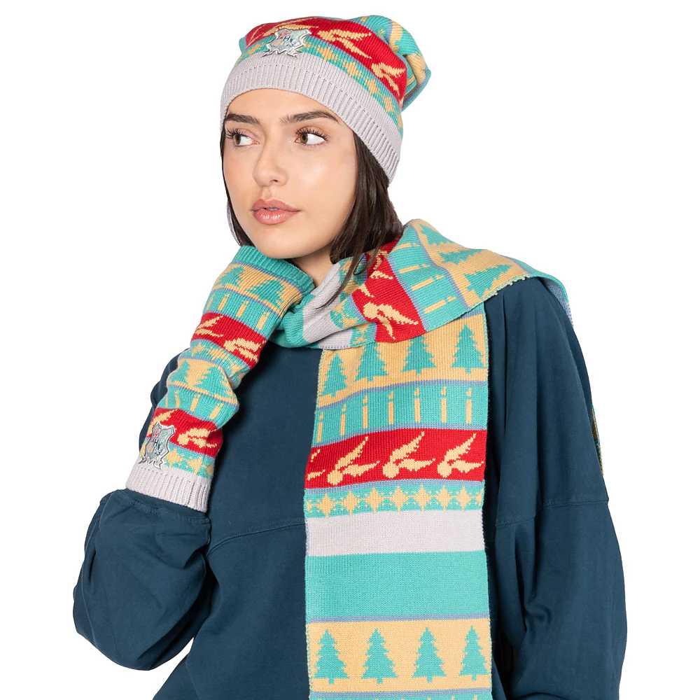 Harry Potter™ Holiday Scarf Hogwarts™ Crest